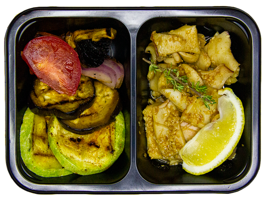 <span style="font-weight: 700;">Ужин</span><br>Кальмары с овощами-гриль и кунжутным соусом